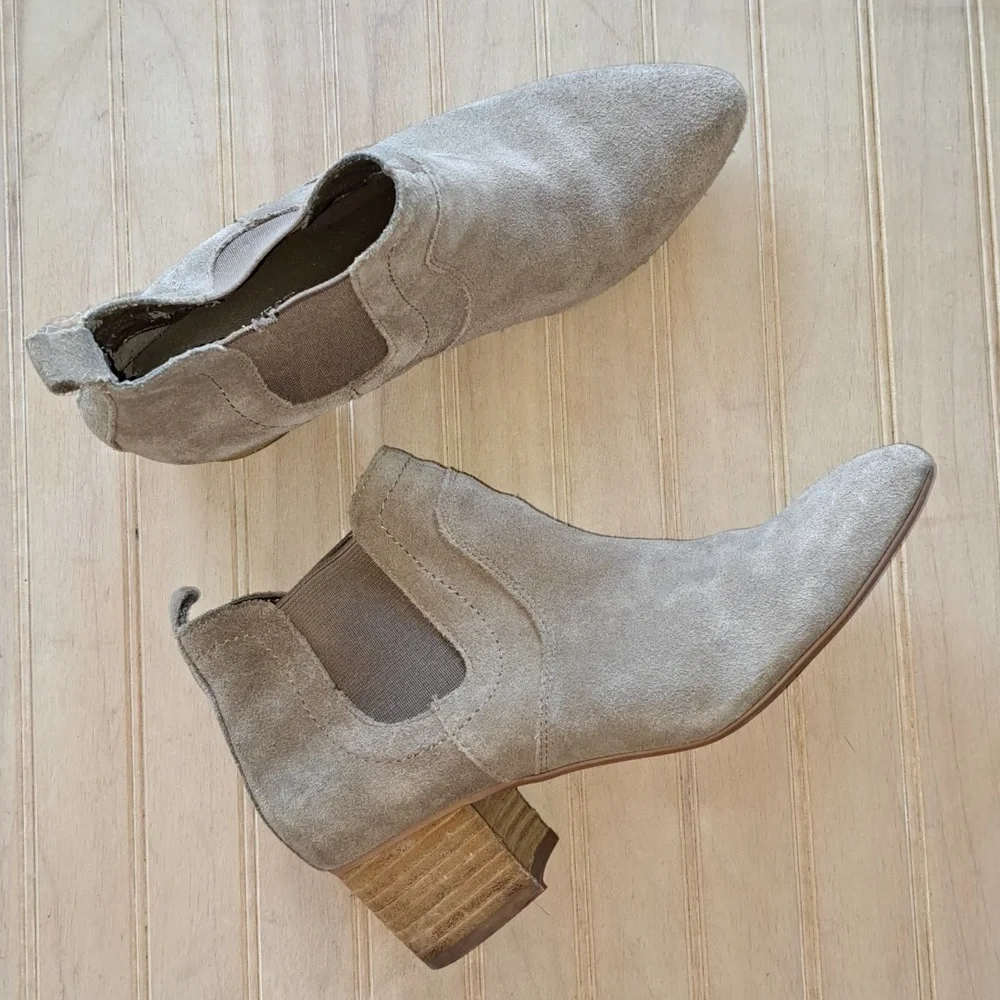 Nine West Chelsea Leather Suede Booties. - Picture 1 of 7